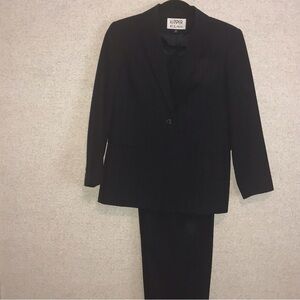 Kasper 2 Pc Black Gray Fully Lined Pinstripe Blazer and Pants Size 4P